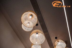 lustreledcoperta_wp